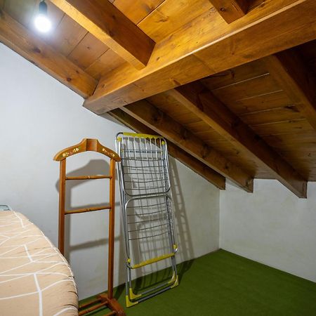 Casa Raquel Pensionat Mestas De Con Exteriör bild